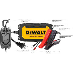 DEWALT DXAEC2 Cargador y mantenedor de batería 2 Amp. profesional